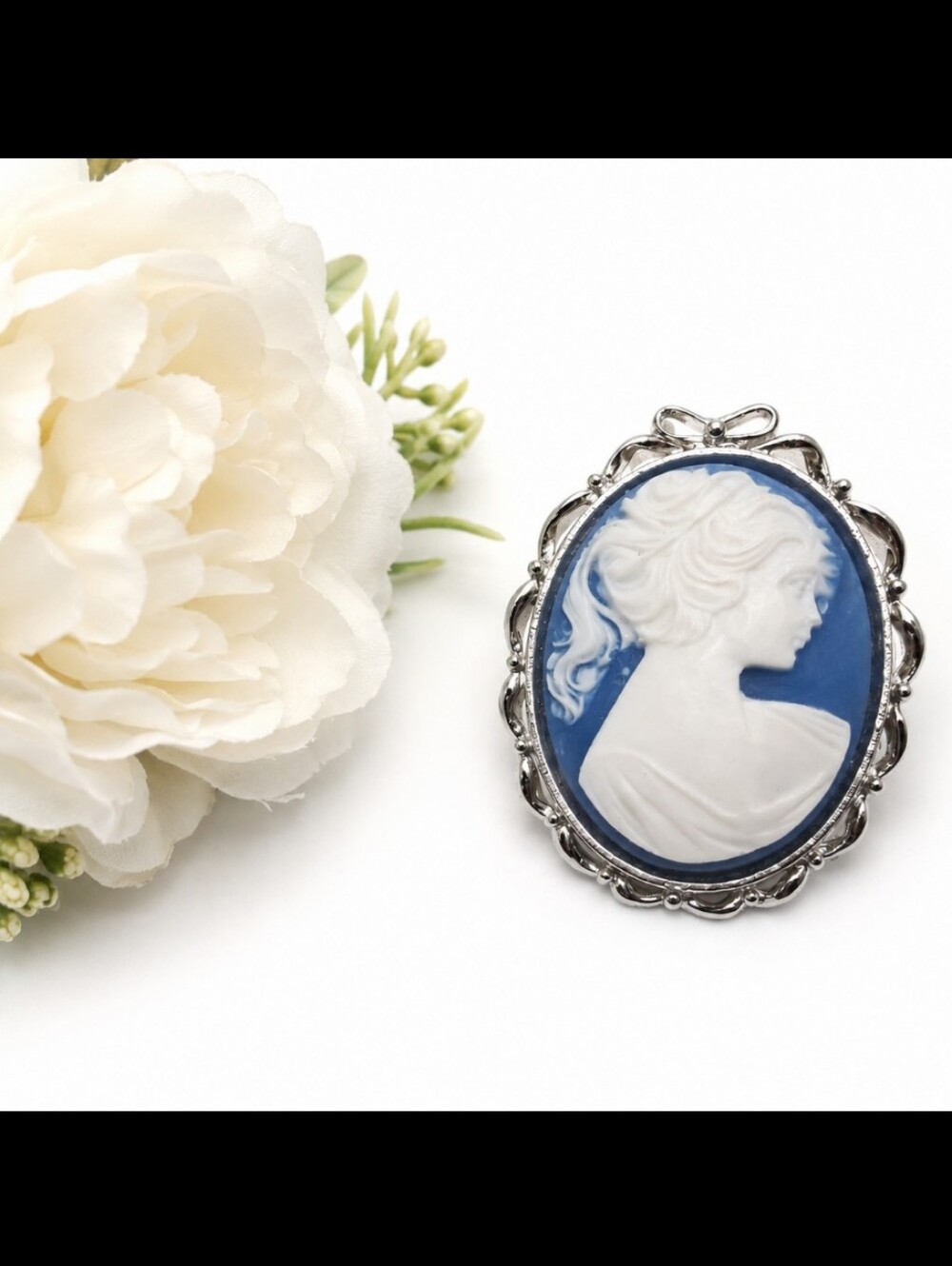 Vintage Blue White Cameo Brooch Pendant Lady Profile Convertible Pin Necklace